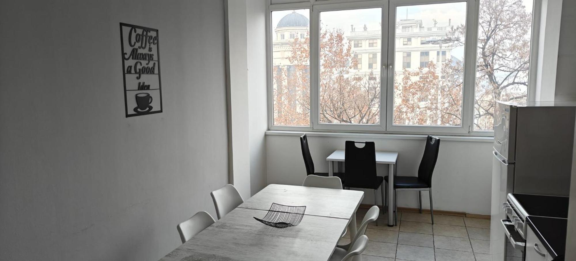 Calla 4 Apartment - Main Square, In The City Shopping Center - Parking Slot With Securiti And Video Camera Skopje Buitenkant foto